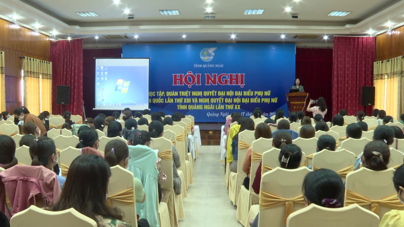 Hội Li&ecirc;n hiệp phụ nữ tỉnh học tập. qu&aacute;n triệt Nghị Quyết