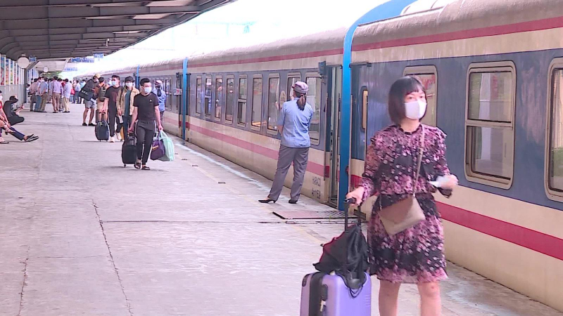 Giảm giá tàu cho học sinh