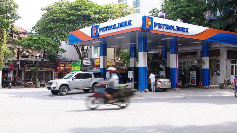 Giá xăng có thể tăng mạnh