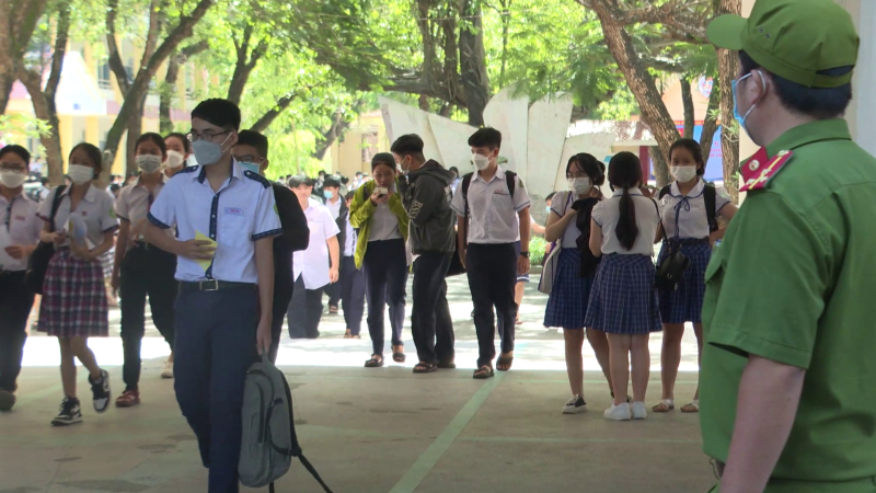 Quảng Ng&atilde;i: Hơn 13.000 th&iacute; sinh dự thi v&agrave;o lớp 10