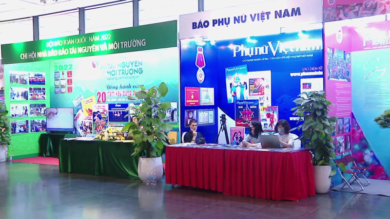 Ph&aacute;t huy vai tr&ograve; định hướng th&ocirc;ng tin của B&aacute;o ch&iacute; C&aacute;ch mạng