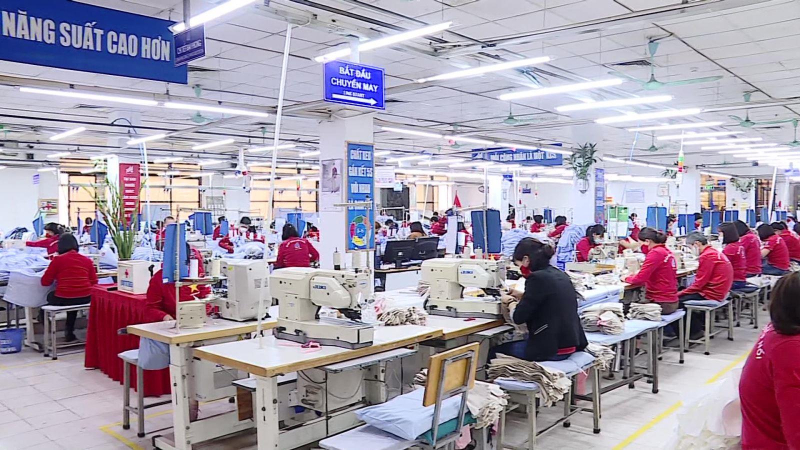 Từ 1/7, tăng lương tối thiểu vùng cho người lao động