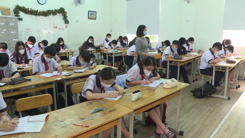 Xây dựng mức học phí và lộ trình tăng học phí phù hợp