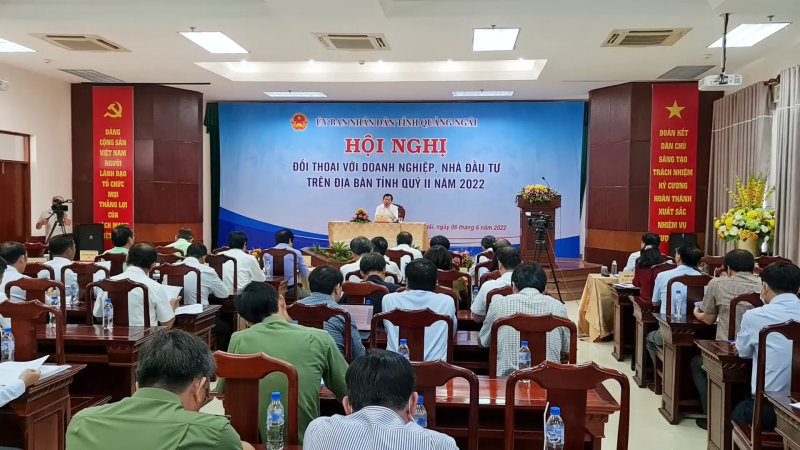 Ch&iacute;nh quyền v&agrave; doanh nghiệp x&iacute;ch lại gần nhau để c&ugrave;ng ph&aacute;t triển