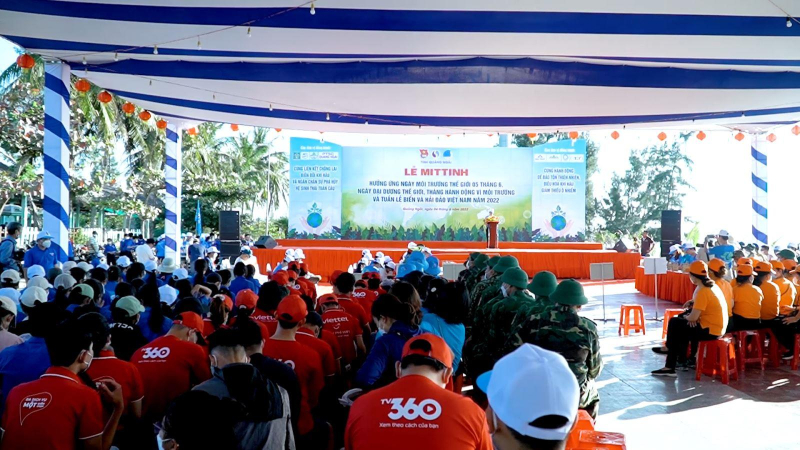 Mít tinh hưởng ứng Ngày Môi trường thế giới