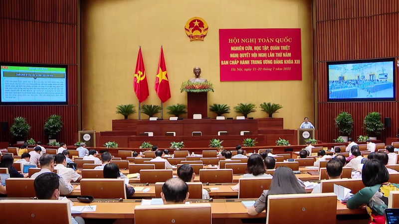 Nghi&ecirc;n cứu, học tập, qu&aacute;n triệt Nghị quyết Hội nghị Trung ương 5, kh&oacute;a XIII