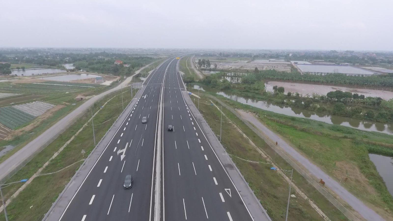 Chỉ thu phí không dừng trên các tuyến cao tốc từ 1/8