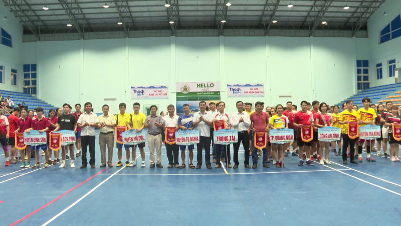 Khai mạc giải Cầu lông Đại hội TDTT tỉnh Quảng Ngãi 2022