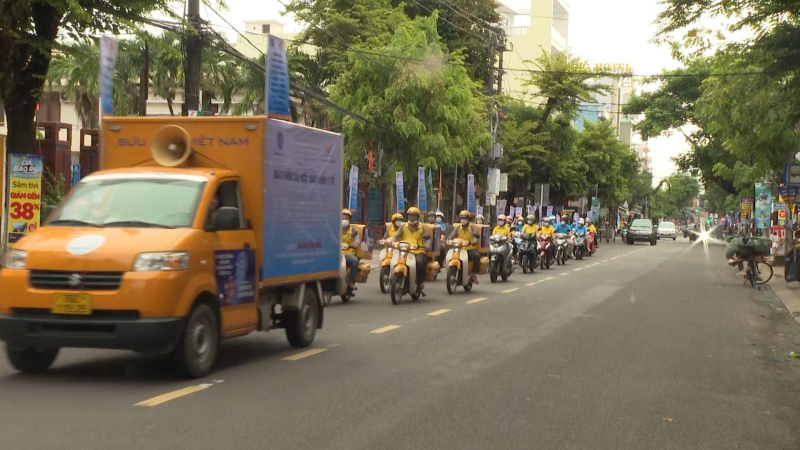 Phát động lễ ra quân nhân ngày Bảo hiểm y tế Việt Nam