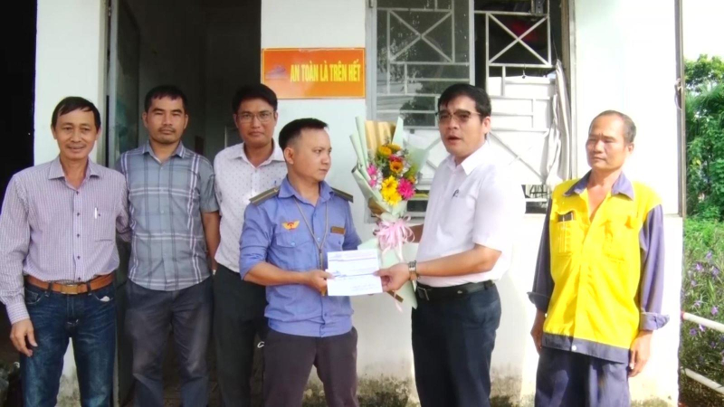 Đồng Nai khen thưởng nhân viên đường sắt cứu người