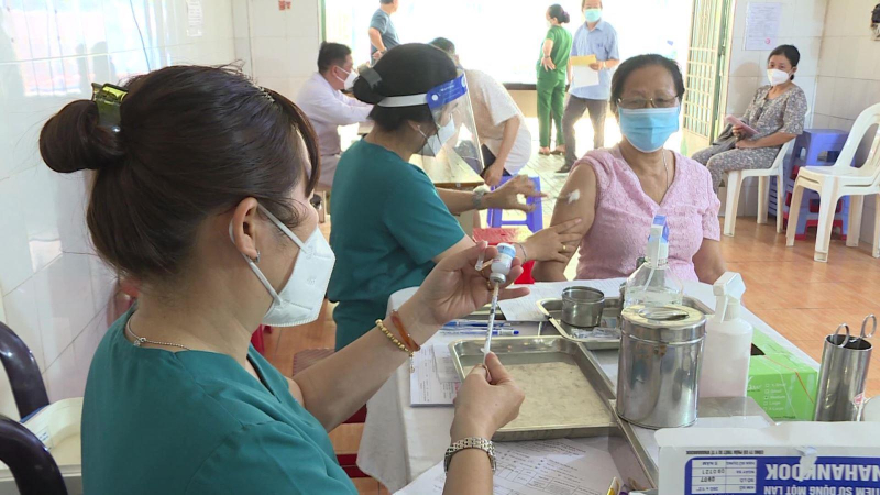 43 triệu người đ&atilde; được cấp hộ chiếu vaccine