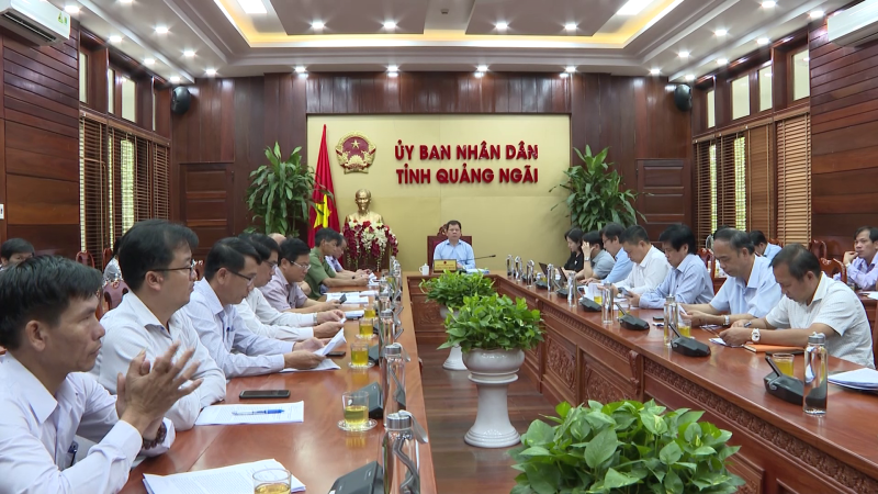 Thủ tướng Ch&iacute;nh phủ: 9 nh&oacute;m giải ph&aacute;p lớn ph&aacute;t triển thị trường lao động