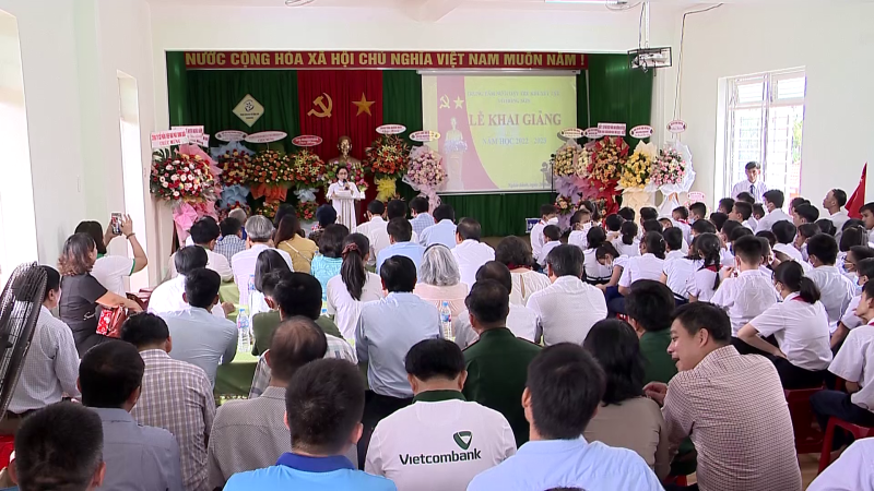 Trung tâm nuôi dạy trẻ khuyết tật Võ Hồng Sơn khai giảng năm học mới