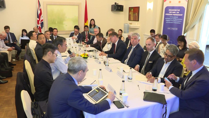 Thúc đẩy hợp tác Việt Nam - Anh trong chuyển đổi số và chuyển dịch xanh
