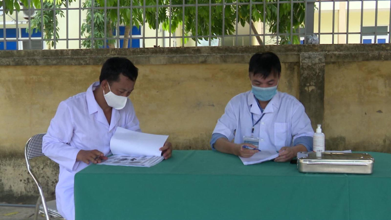 Làm rõ tình hình cán bộ, công chức, viên chức xin nghỉ việc