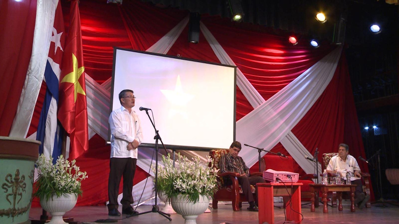 Tôn vinh tình hữu nghị đặc biệt Việt Nam - Cuba