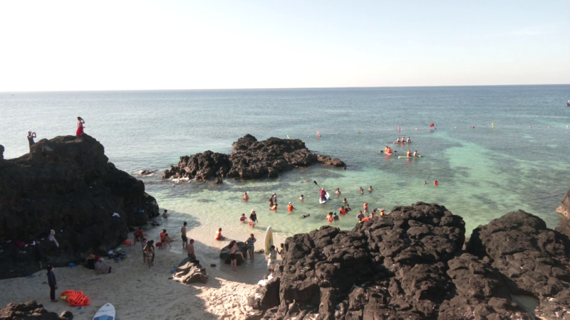 Du lịch biển đảo Lý Sơn hút khách