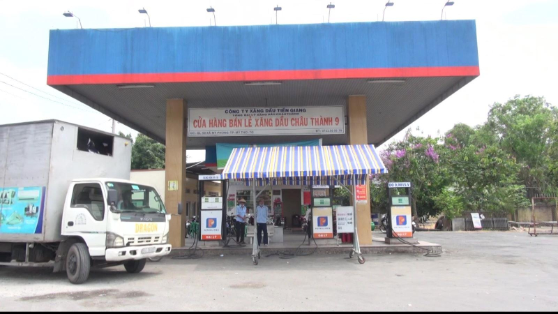 Đề xuất ổn định giá xăng dầu