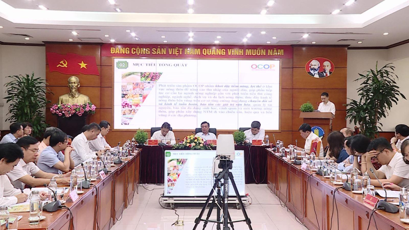 Phát triển OCOP gắn với du lịch nông thôn