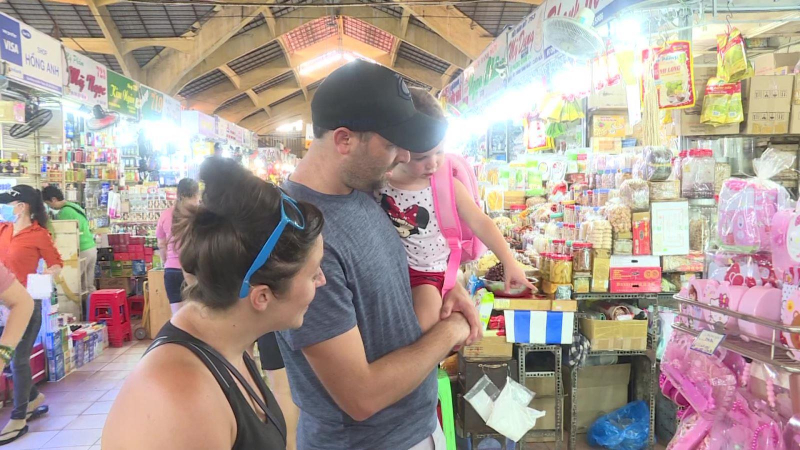 Khách du lịch nội địa trong 8 tháng năm nay gần bằng cả năm 2019