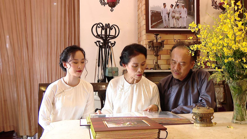 Lan tỏa tình yêu áo dài Việt