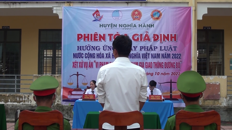 Phiên tòa giả định xét xử vi phạm quy định về tham gia giao thông đường bộ