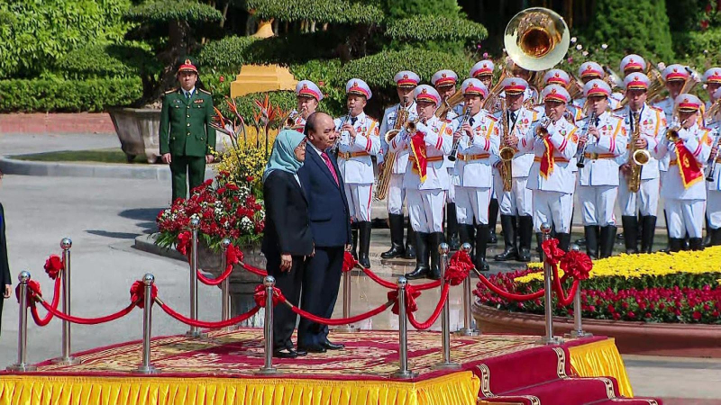 Lễ đón chính thức Tổng thống Singapore tới Việt Nam