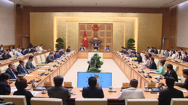 Thủ tướng gặp mặt lãnh đạo các ngân hàng thương mại