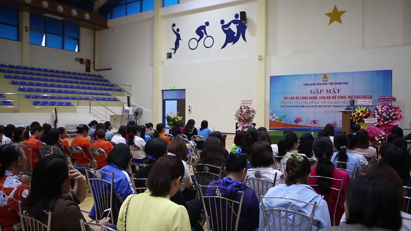 Công đoàn viên chức tỉnh gặp mặt nữ cán bộ công đoàn