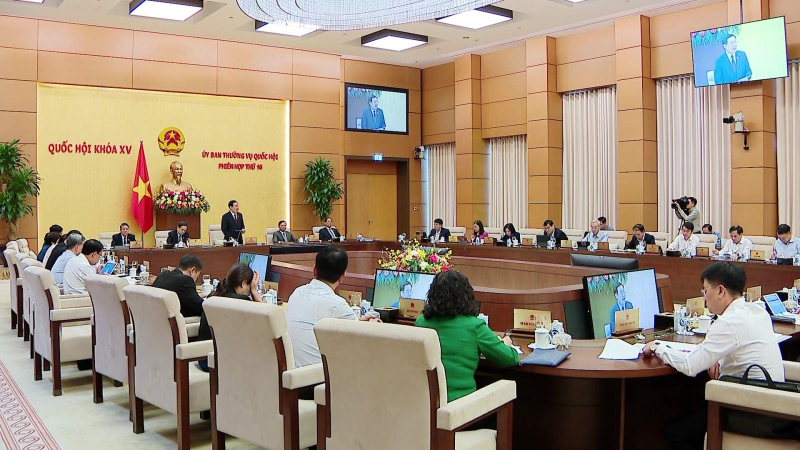 Khai mạc Phiên họp thứ 16, Ủy ban Thường vụ Quốc hội