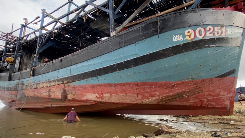 Thay áo mới cho những con tàu