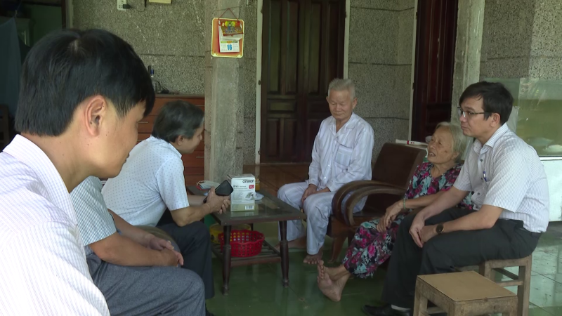 Ấm lòng xe cứu thương 0 đồng ở Phổ Thạnh