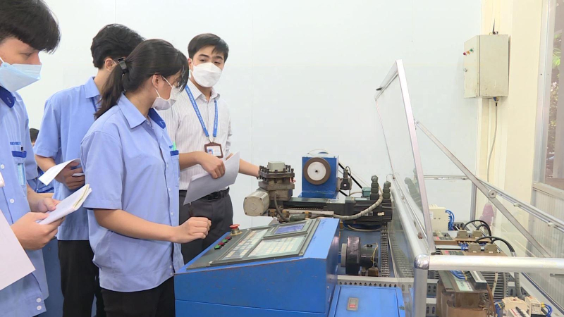 Học sinh trường nghề phải học 3 môn bắt buộc