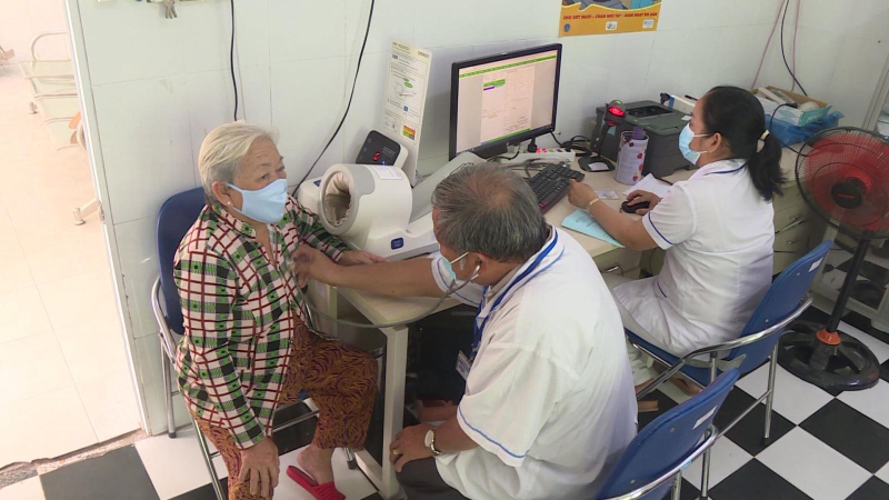 Miễn phí truy nhập internet tại các cơ sở giáo dục, trạm y tế xã