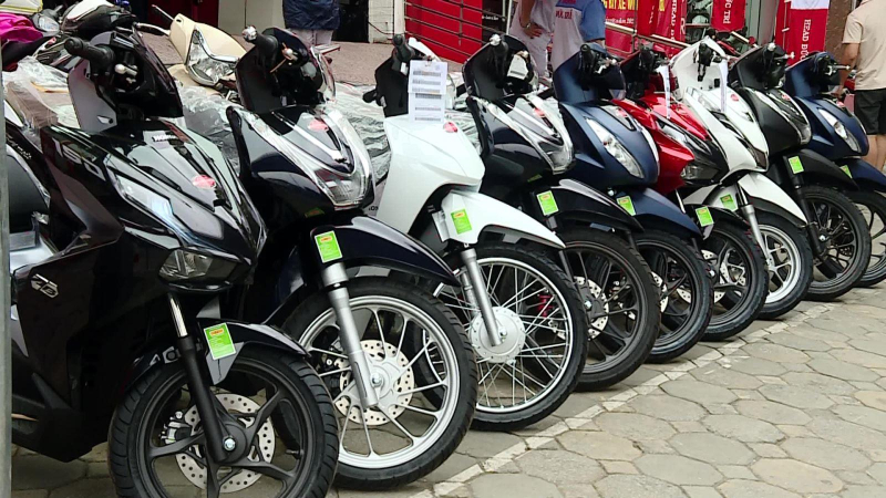 Siết tình trạng ôtô, xe máy cao hơn giá niêm yết