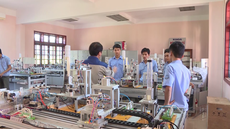 Đổi mới và nâng cao chất lượng giáo dục nghề nghiệp