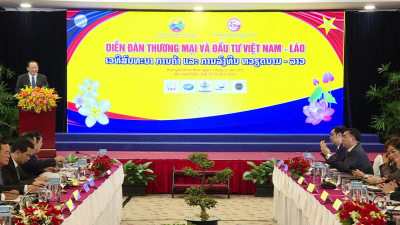 Diễn đàn Thương mại Đầu tư Việt - Lào
