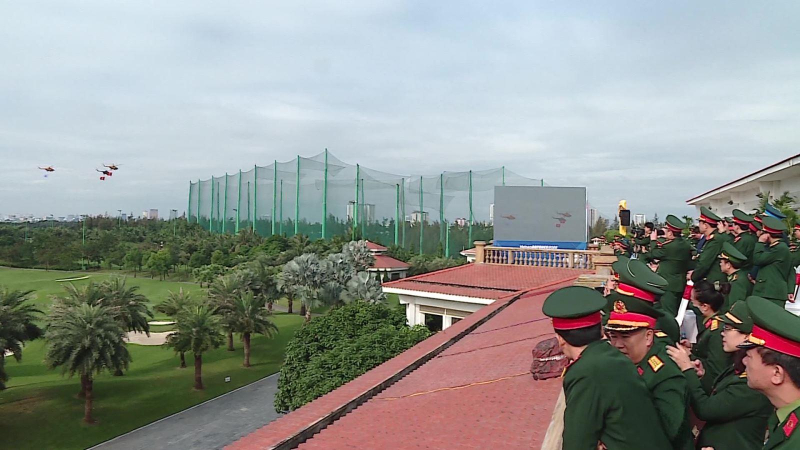 Triển lãm quốc phòng quốc tế Việt Nam mở cửa cho người dân tham quan