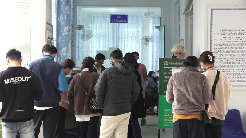 Tập trung giải quyết thủ tục hành chính cho người dân sau tết