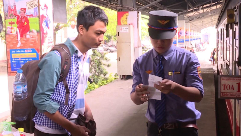 Những lưu ý với khách đi tàu Tết