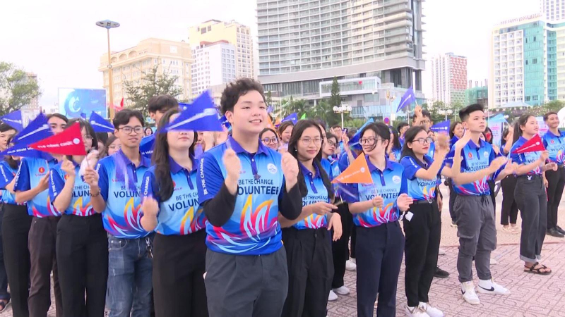 Ph&aacute;t động chương tr&igrave;nh &ldquo;Người d&acirc;n Kh&aacute;nh H&ograve;a n&oacute;i tiếng Anh&rdquo;