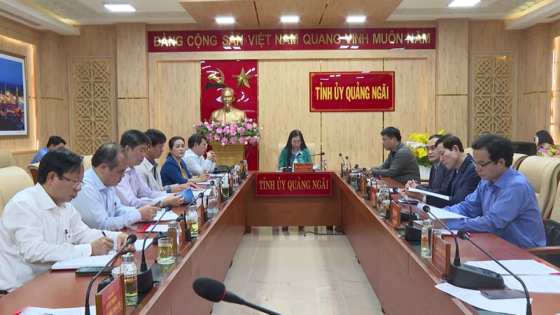 Trao tặng kỷ niệm chương “Vì sự nghiệp đại đoàn kết dân tộc”