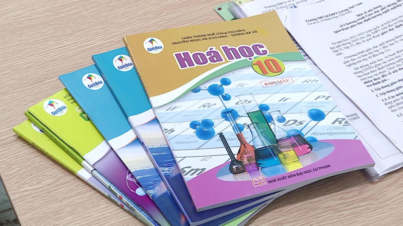 Hàng loạt sai sót trong lựa chọn sách giáo khoa