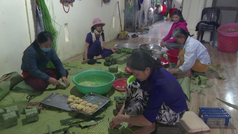 L&agrave;ng b&aacute;nh t&eacute;t mặt trăng Đại An Kh&ecirc; hối hả v&agrave;o m&ugrave;a