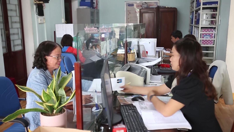 Lấy người dân, doanh nghiệp làm trung tâm phục vụ