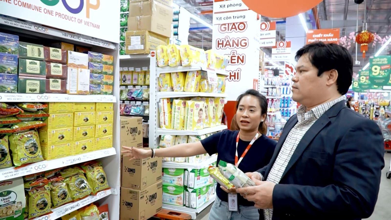 Kh&ocirc;ng đ&ecirc;̉ khan hi&ecirc;́m hàng hóa cung ứng cho thị trường tết