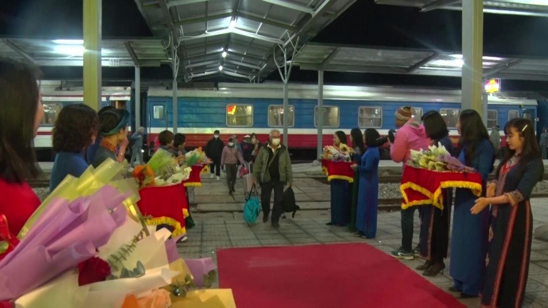 Những vị khách xông đất du lịch Việt Nam