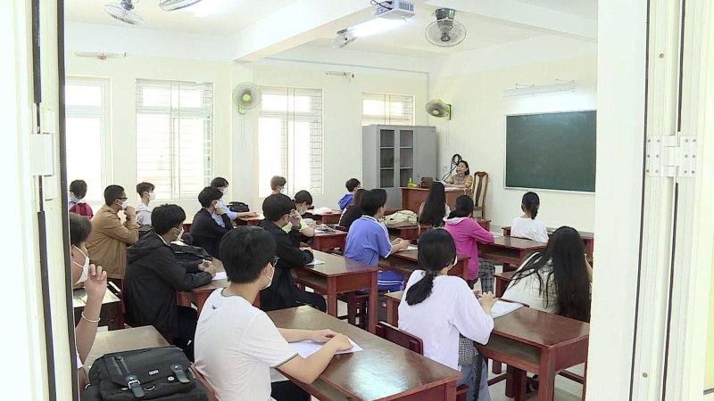 Nhiều trường THPT tuyển thẳng thí sinh đạt điểm IELTS 5.5