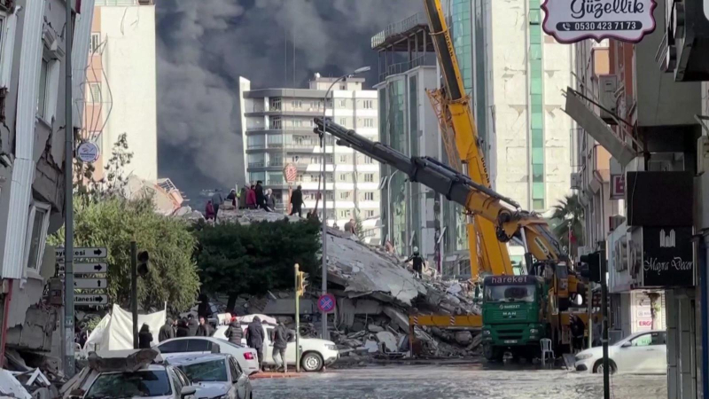 Thổ Nhĩ Kỳ điều tra các nhà thầu xây dựng