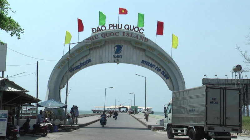 Gần 140 ng&agrave;n lượt kh&aacute;ch quốc tế đến Ph&uacute; Quốc đầu năm